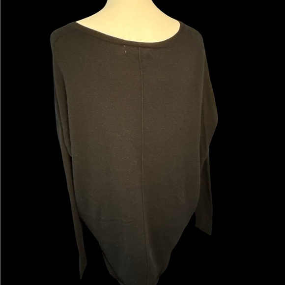 Chelsea28 Gray Relaxed Blouse Top - Picture 3 of 5